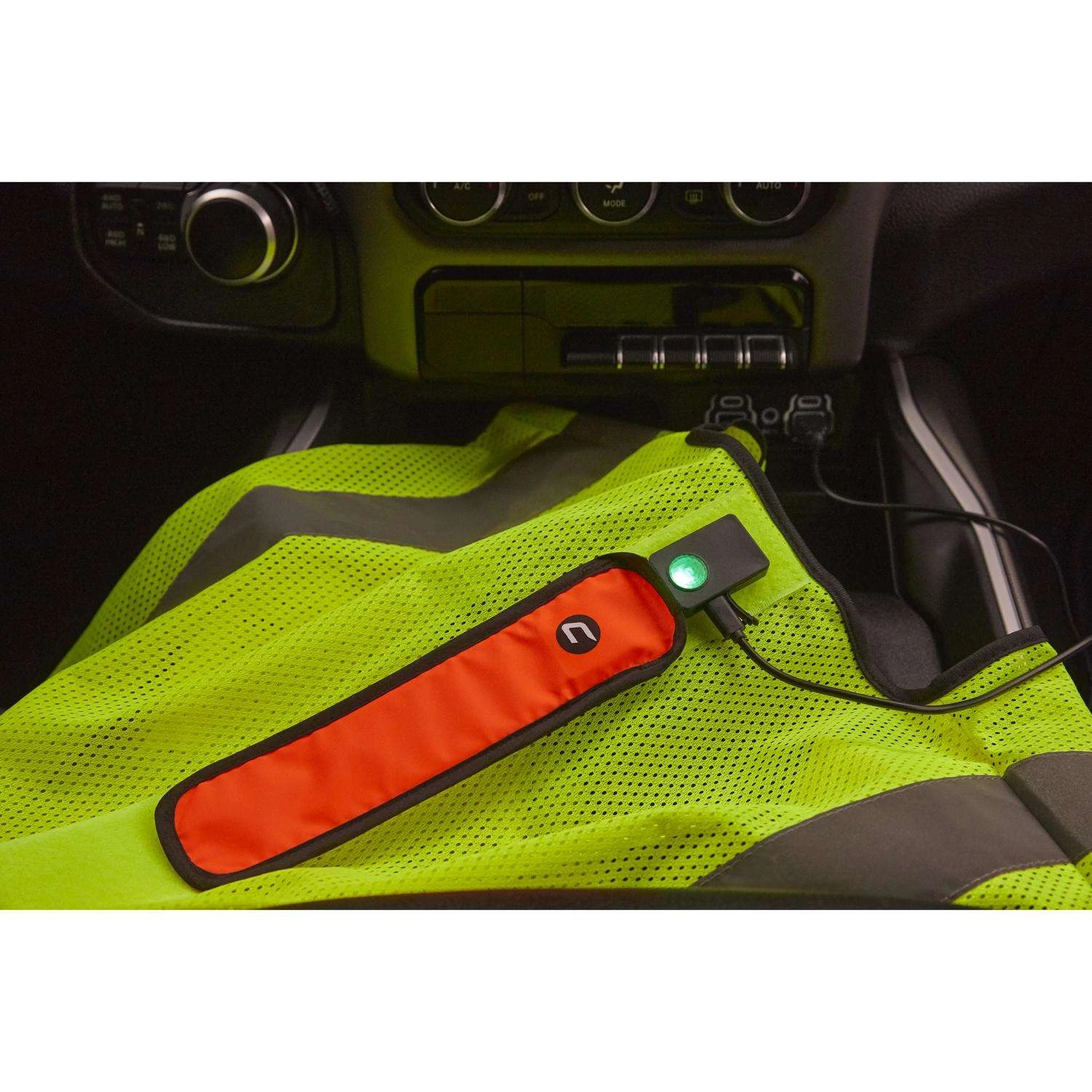 Coast SA300 Orange LED Lighted Safety Armband LIR2450 Battery 5 Coast SA300 Orange LED Lighted Safety Armband LIR2450 Battery - Image 3