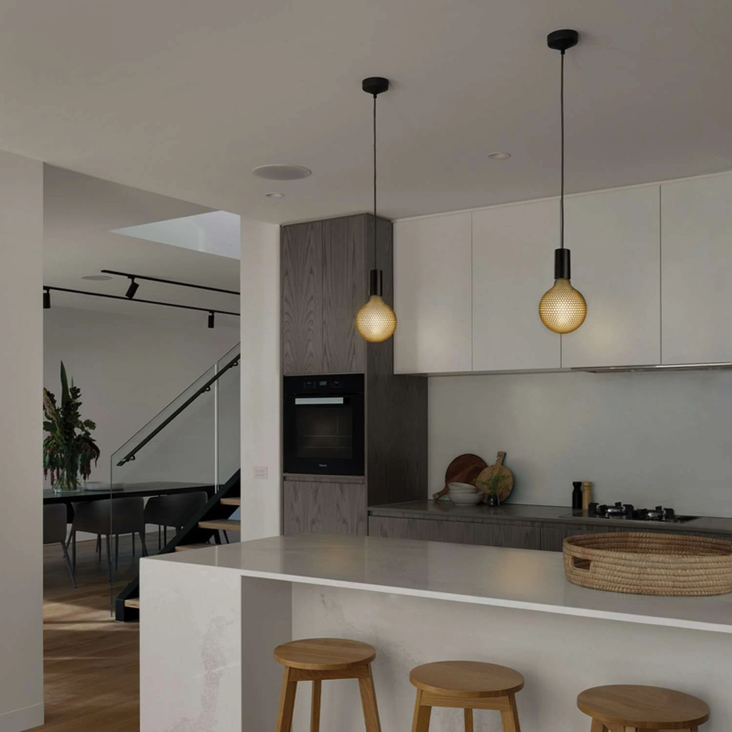 Globe Electric Moderna G40 E26 (Medium) Filament LED Bulb Amber Soft White 40 Watt Equivalence 1 Pk 9 Globe Electric Moderna G40 E26 (Medium) Filament LED Bulb Amber Soft White 40 Watt Equivalence 1 Pk - Image 7