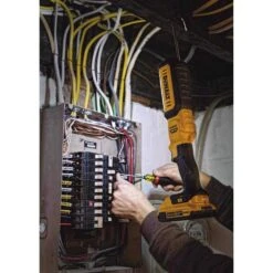 DeWalt 20V MAX 1000 Lm Black/Yellow LED Hand Held Area Light -Luminexm Store 61370bee a9c9 488f ba41 9c95675e6f6c