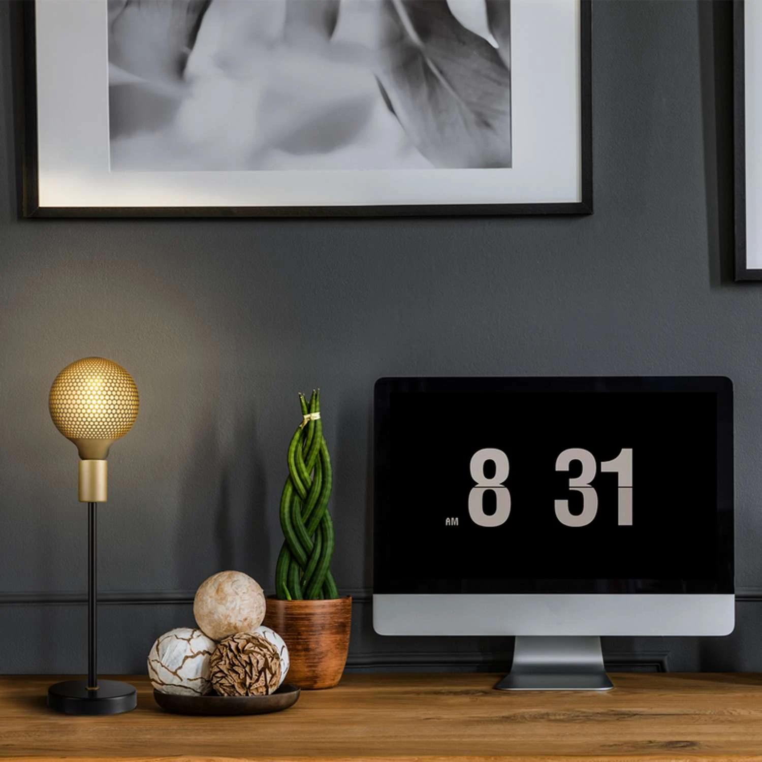 Globe Electric Moderna G40 E26 (Medium) Filament LED Bulb Amber Soft White 40 Watt Equivalence 1 Pk 10 Globe Electric Moderna G40 E26 (Medium) Filament LED Bulb Amber Soft White 40 Watt Equivalence 1 Pk - Image 8